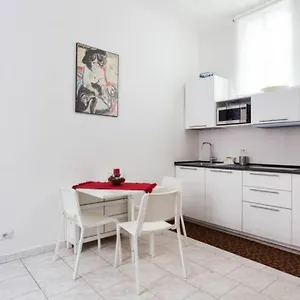 Appartamento Isola And Zara Comfortable, Milano